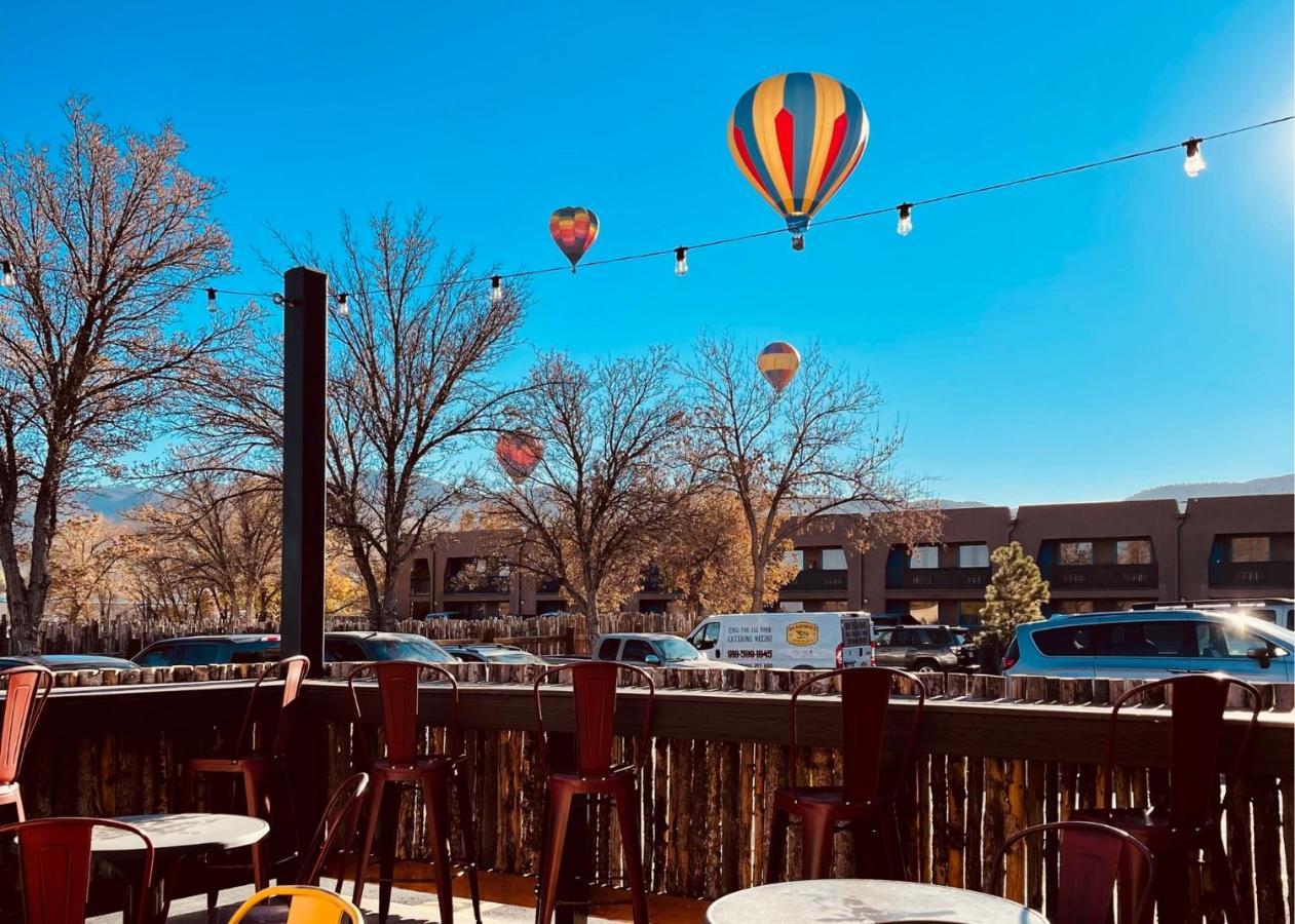 Hotel Valley Taos
