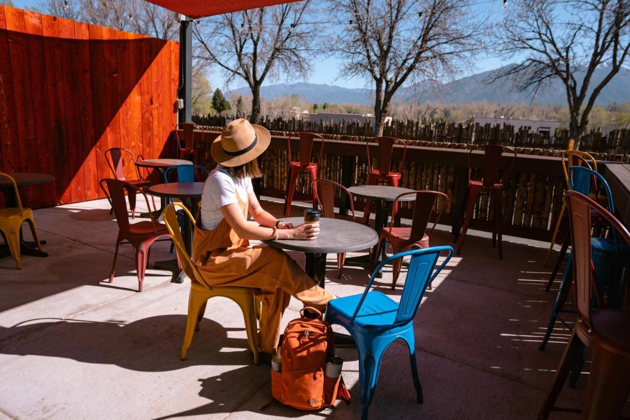 Hotel Valley Taos