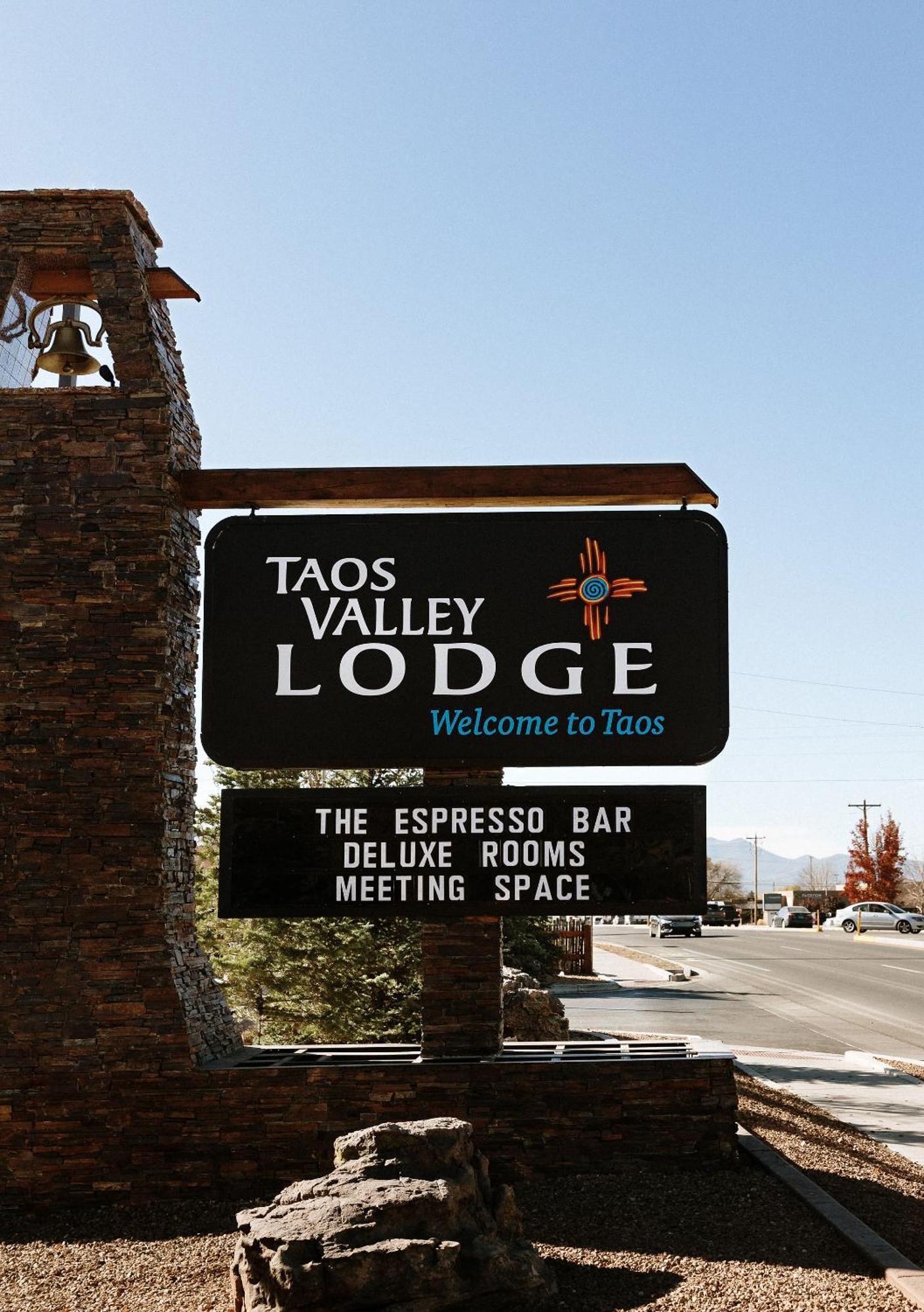 Valley Hotel Taos