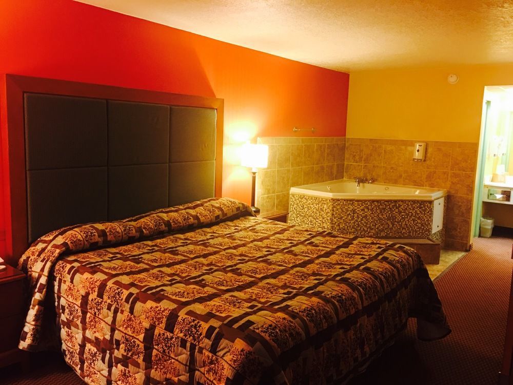 Valley Hotel Taos